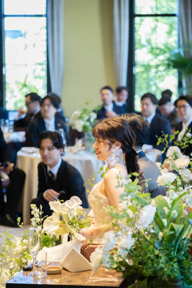 ゲストと創り上げる、温かな誓いと笑顔弾けるパーティー